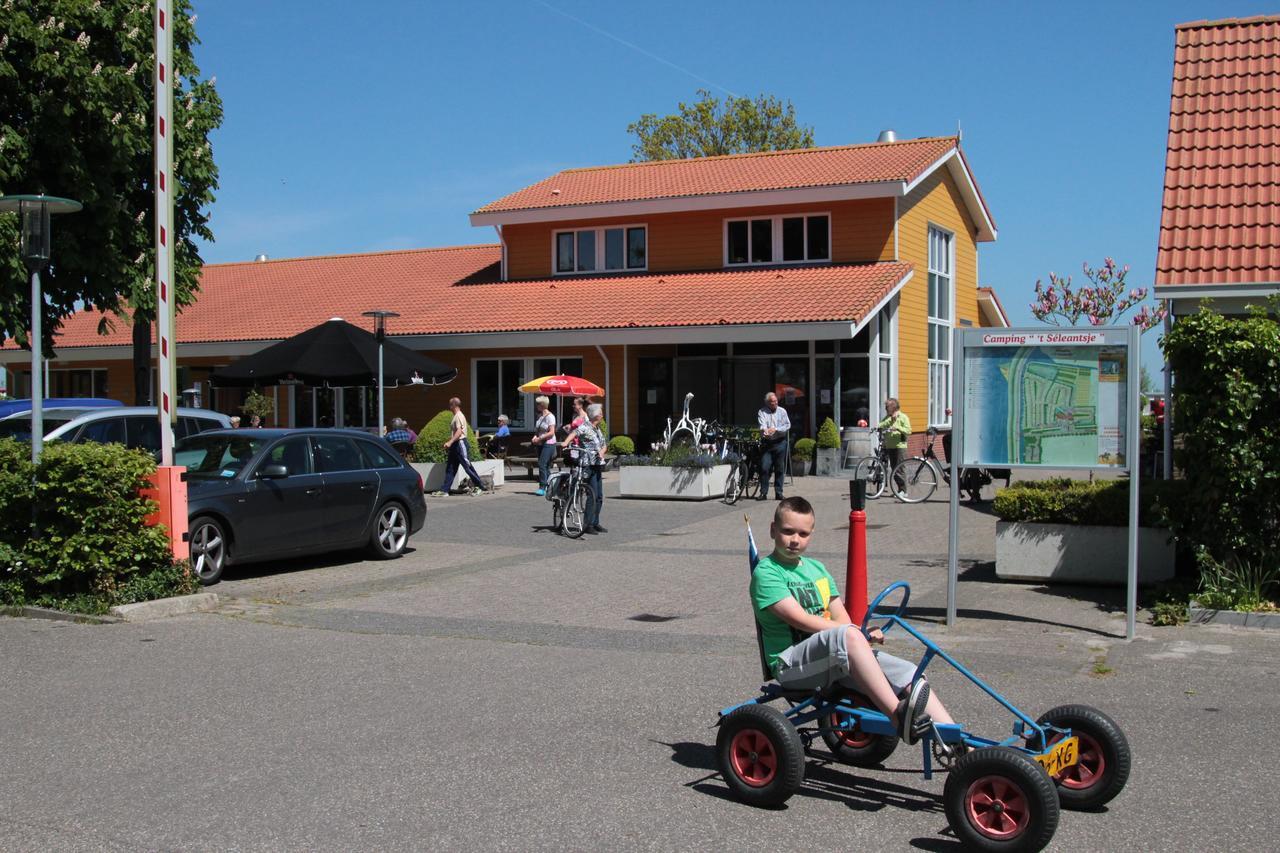 Ijsselmeer-Chalet Nr. 66 Molkwerum 외부 사진